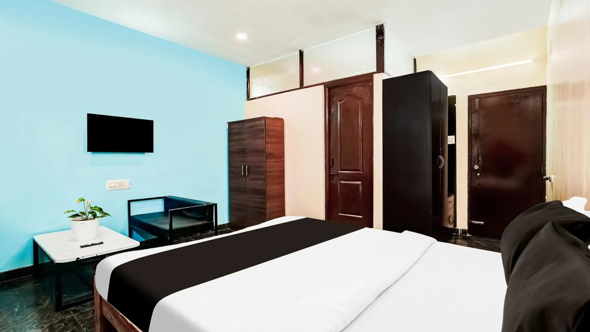 Hotel Collection O Datgalli Formerly Pool Villa Mysore India