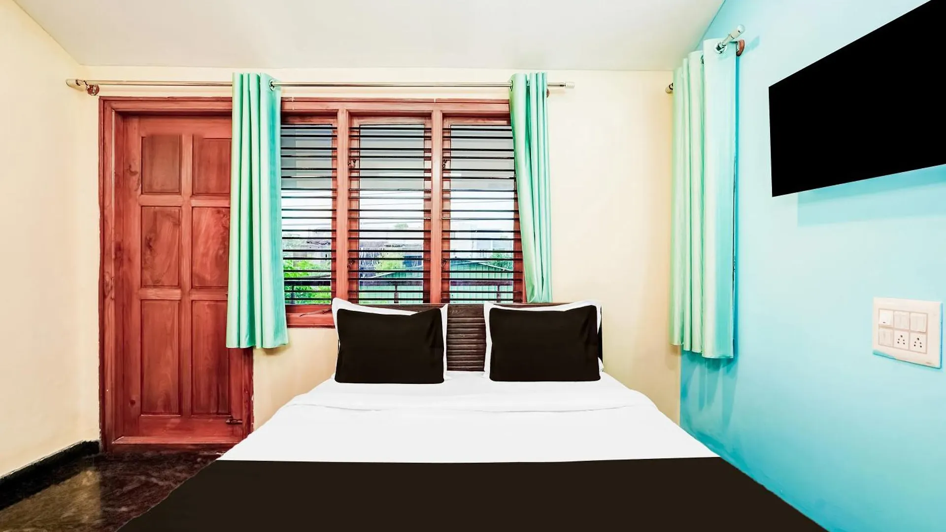Collection O Datgalli Formerly Pool Villa Mysore Hotel