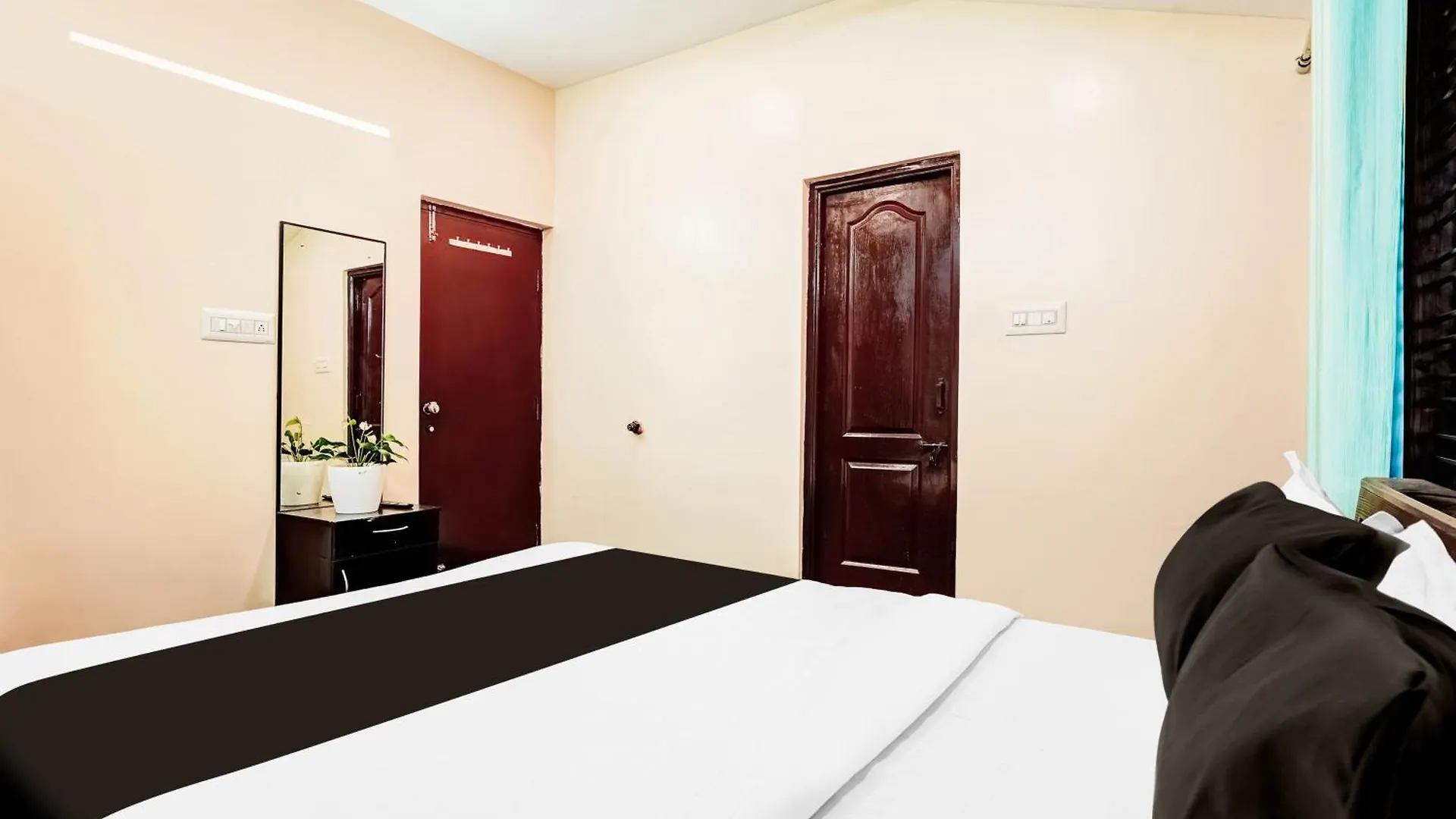 Hotel Collection O Datgalli Formerly Pool Villa Mysore India